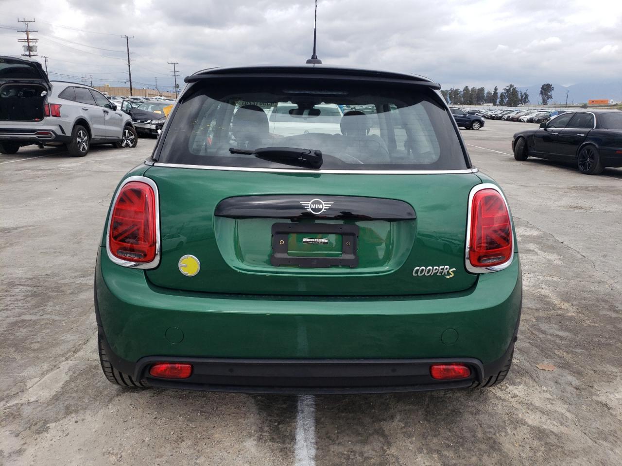 Photo 5 VIN: WMW13DJ06P2U20083 - MINI COOPER 