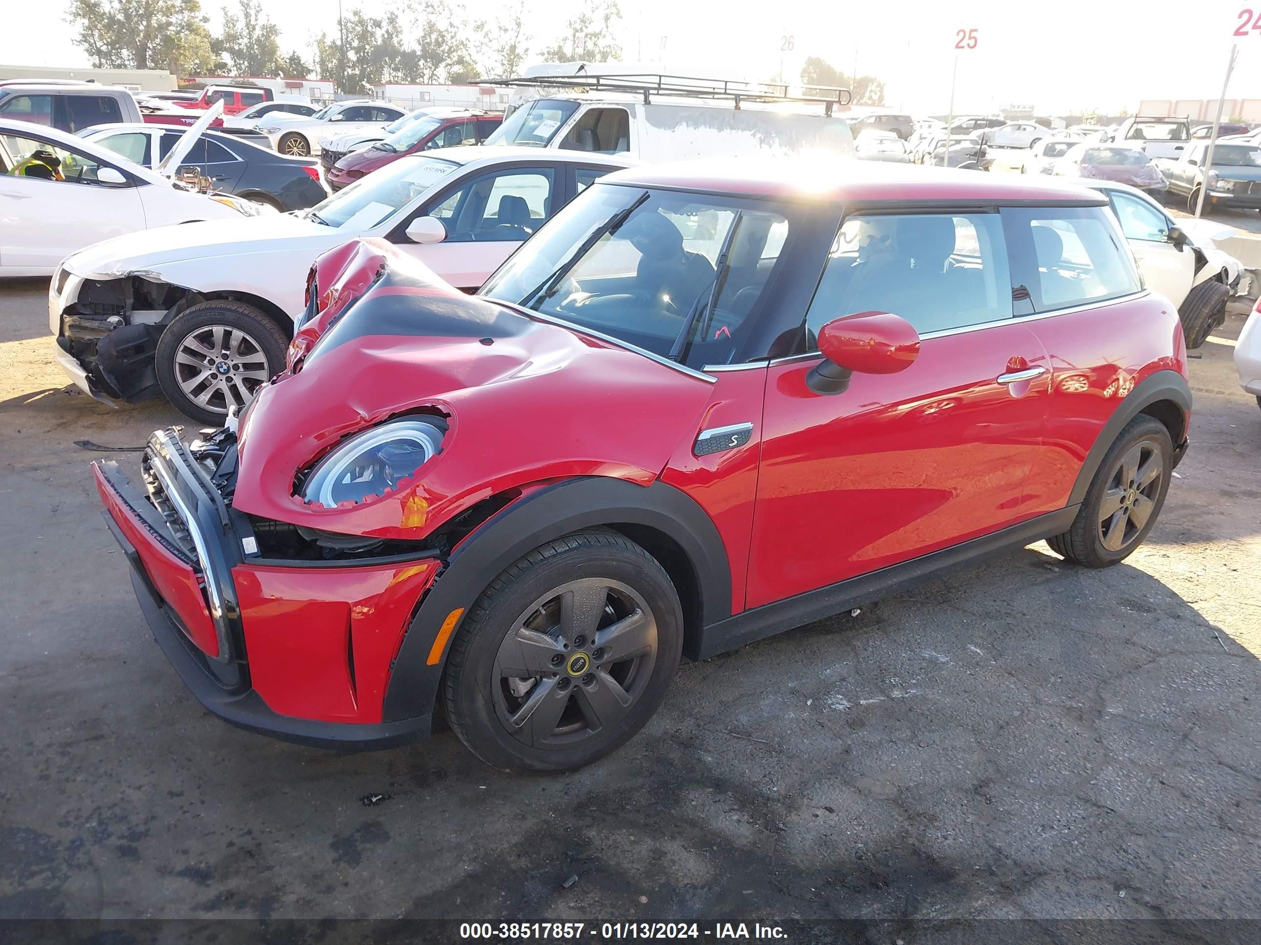 Photo 1 VIN: WMW13DJ09R2U54201 - MINI COOPER 