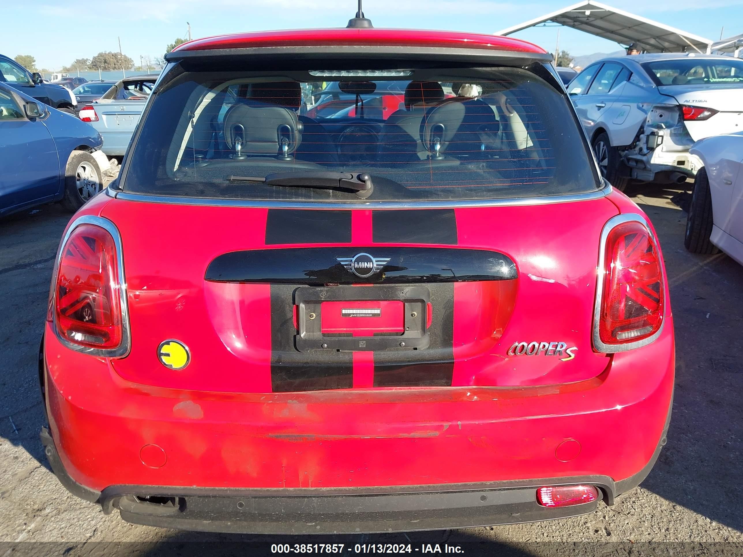 Photo 15 VIN: WMW13DJ09R2U54201 - MINI COOPER 