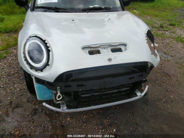 Photo 5 VIN: WMW13DJ0XN2P79367 - MINI HARDTOP 2 DOOR 