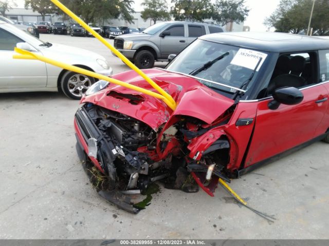 Photo 5 VIN: WMW13DJ0XN2R89418 - MINI HARDTOP 2 DOOR 