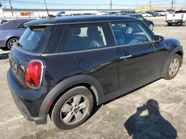 Photo 2 VIN: WMW33DH0XN2P62714 - MINI COOPER 