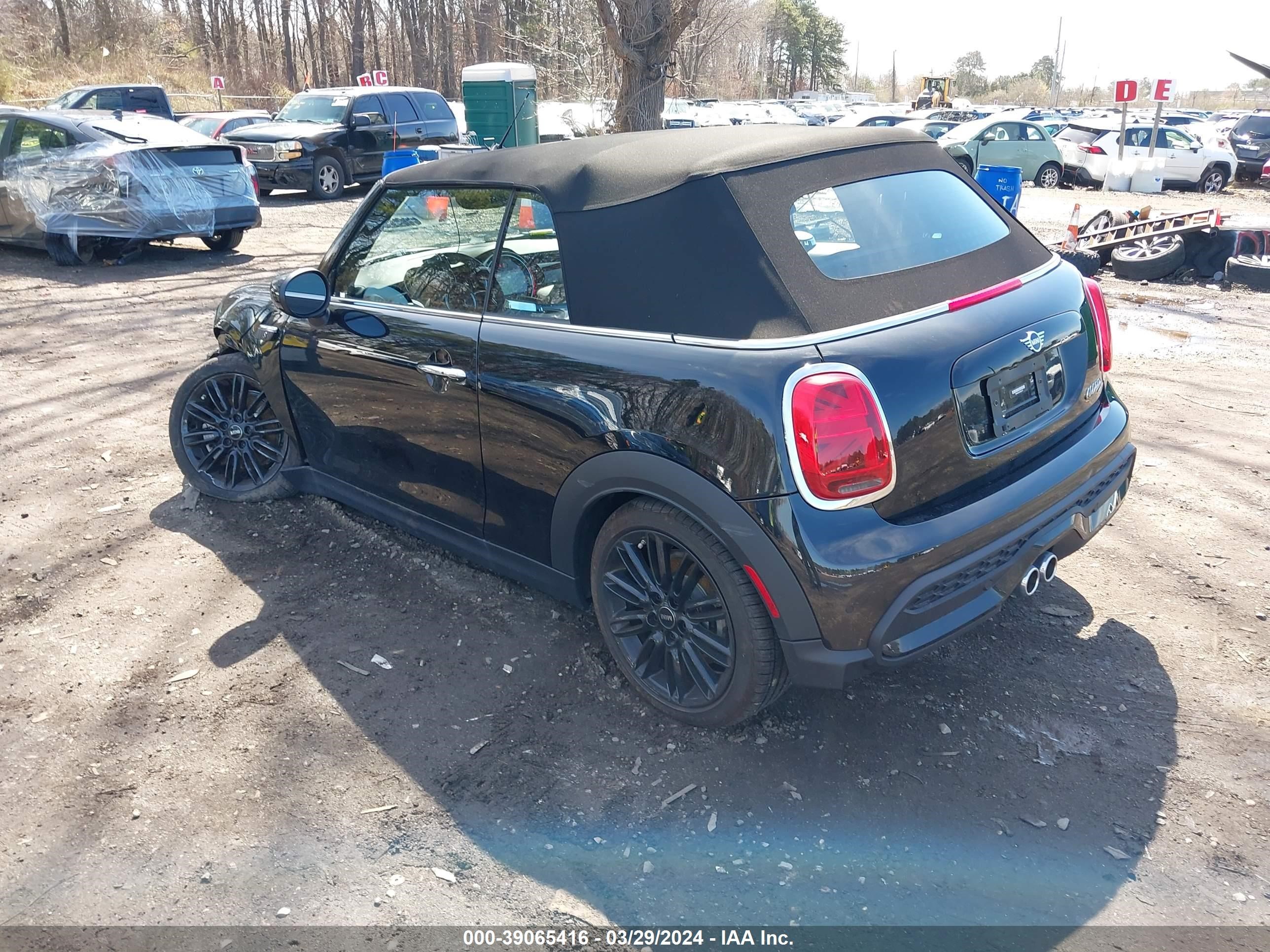 Photo 2 VIN: WMW43DL0XR3R83418 - MINI CONVERTIBLE 