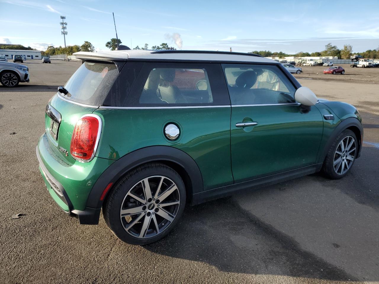 Photo 2 VIN: WMW53DH01P2T38995 - MINI COOPER 