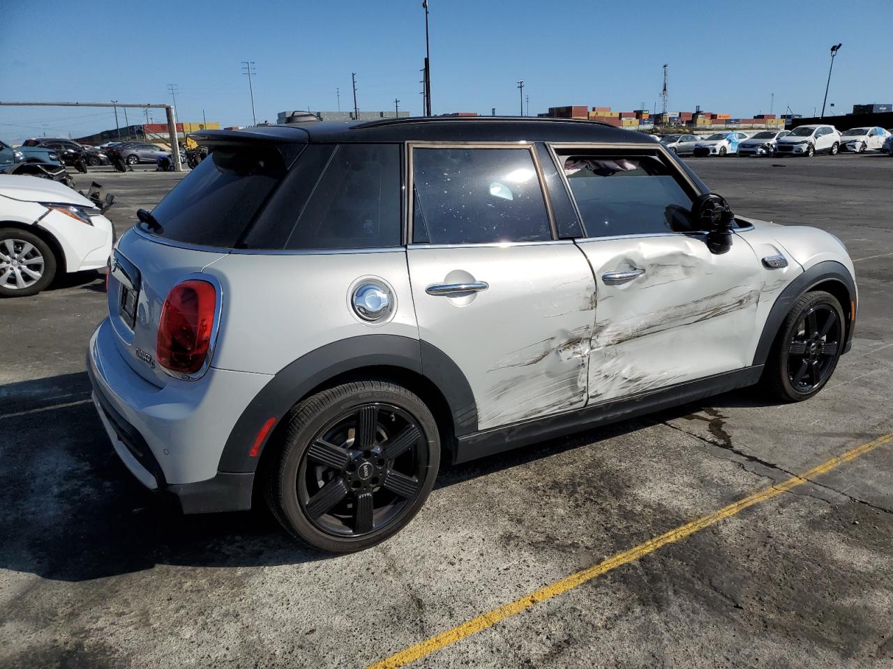 Photo 2 VIN: WMW53DK01N2R89243 - MINI COOPER 