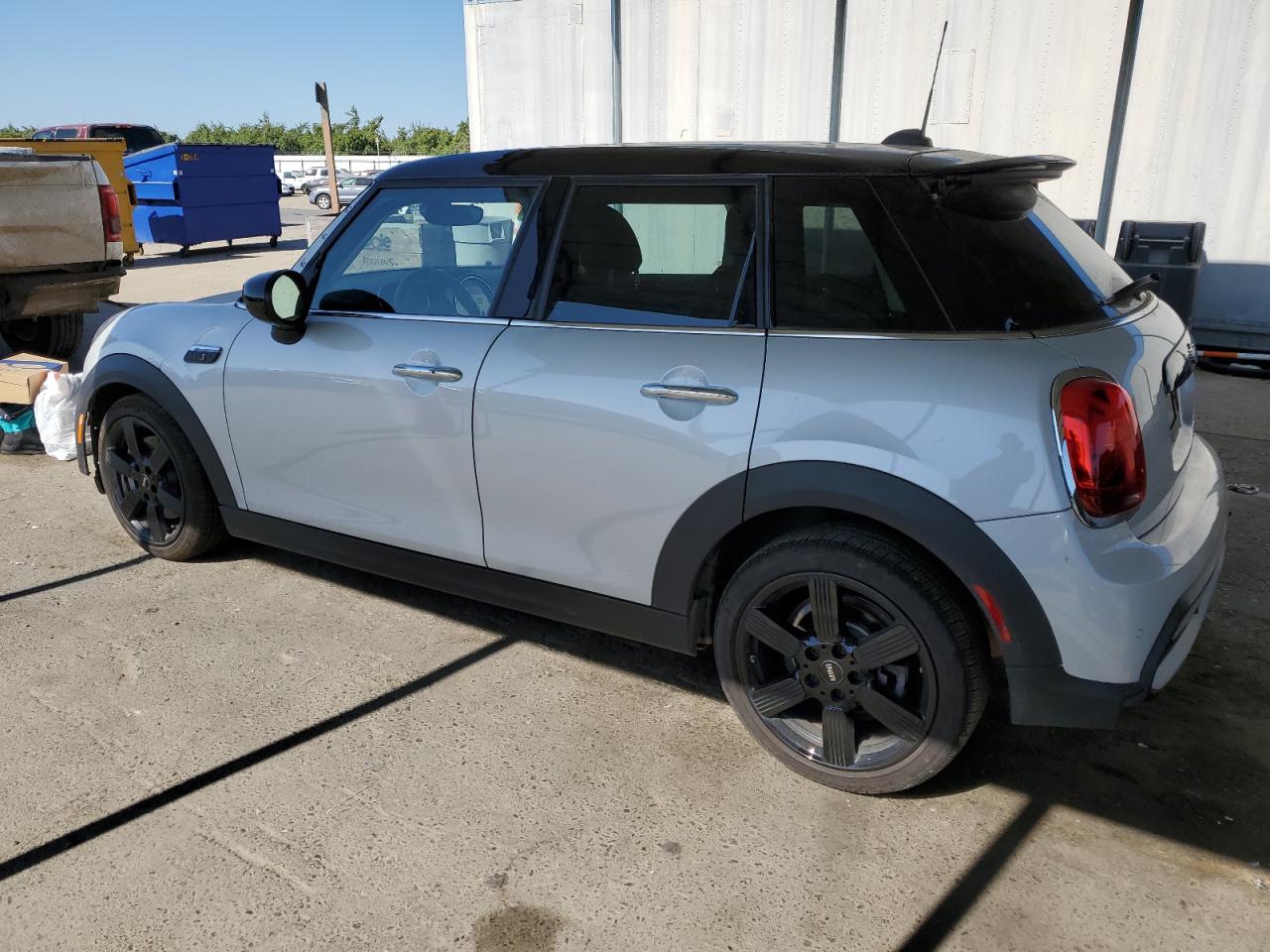 Photo 1 VIN: WMW53DK01P2T25835 - MINI COOPER 