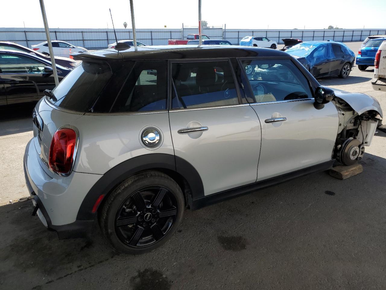 Photo 2 VIN: WMW53DK01P2T25835 - MINI COOPER 