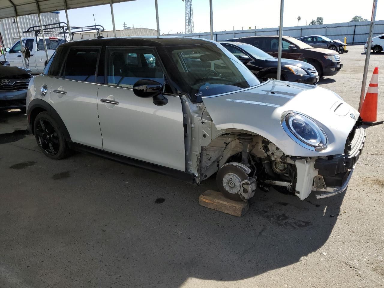 Photo 3 VIN: WMW53DK01P2T25835 - MINI COOPER 