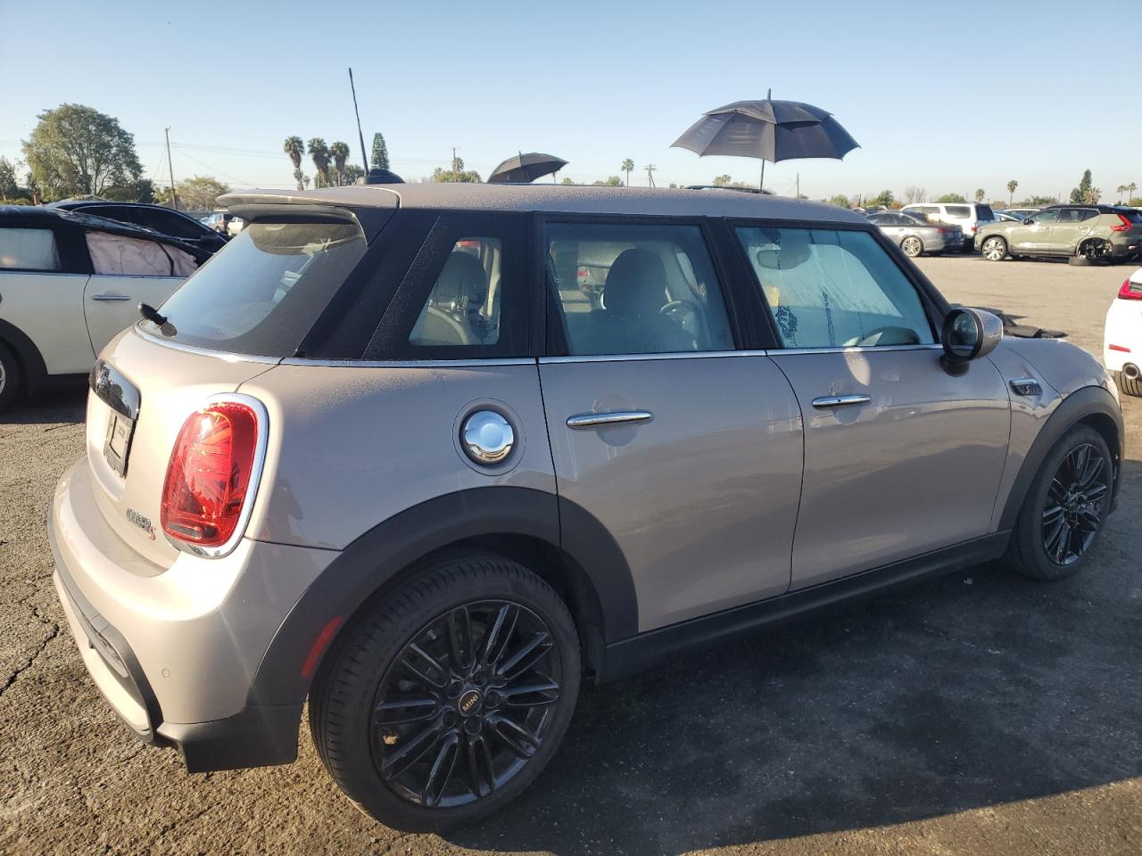 Photo 2 VIN: WMW53DK06R2U99712 - MINI COOPER 