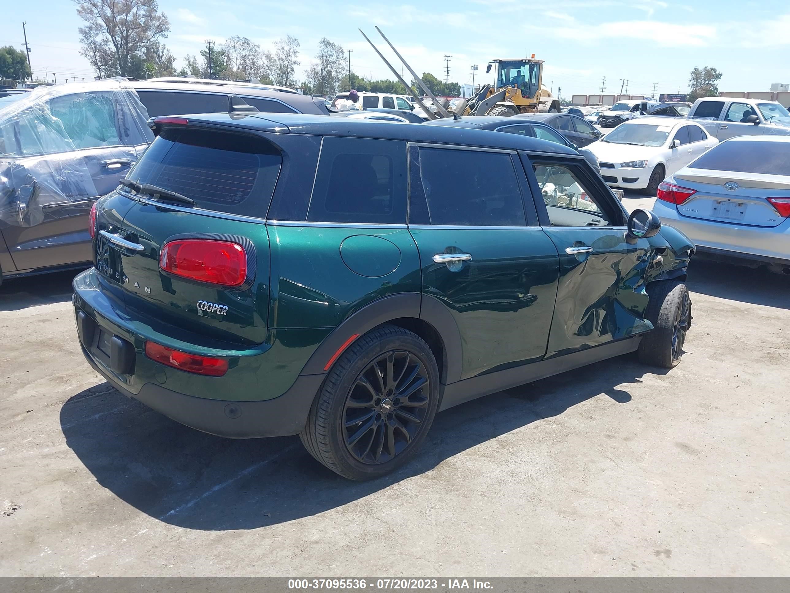 Photo 3 VIN: WMWLN5C54K2E34819 - MINI CLUBMAN 