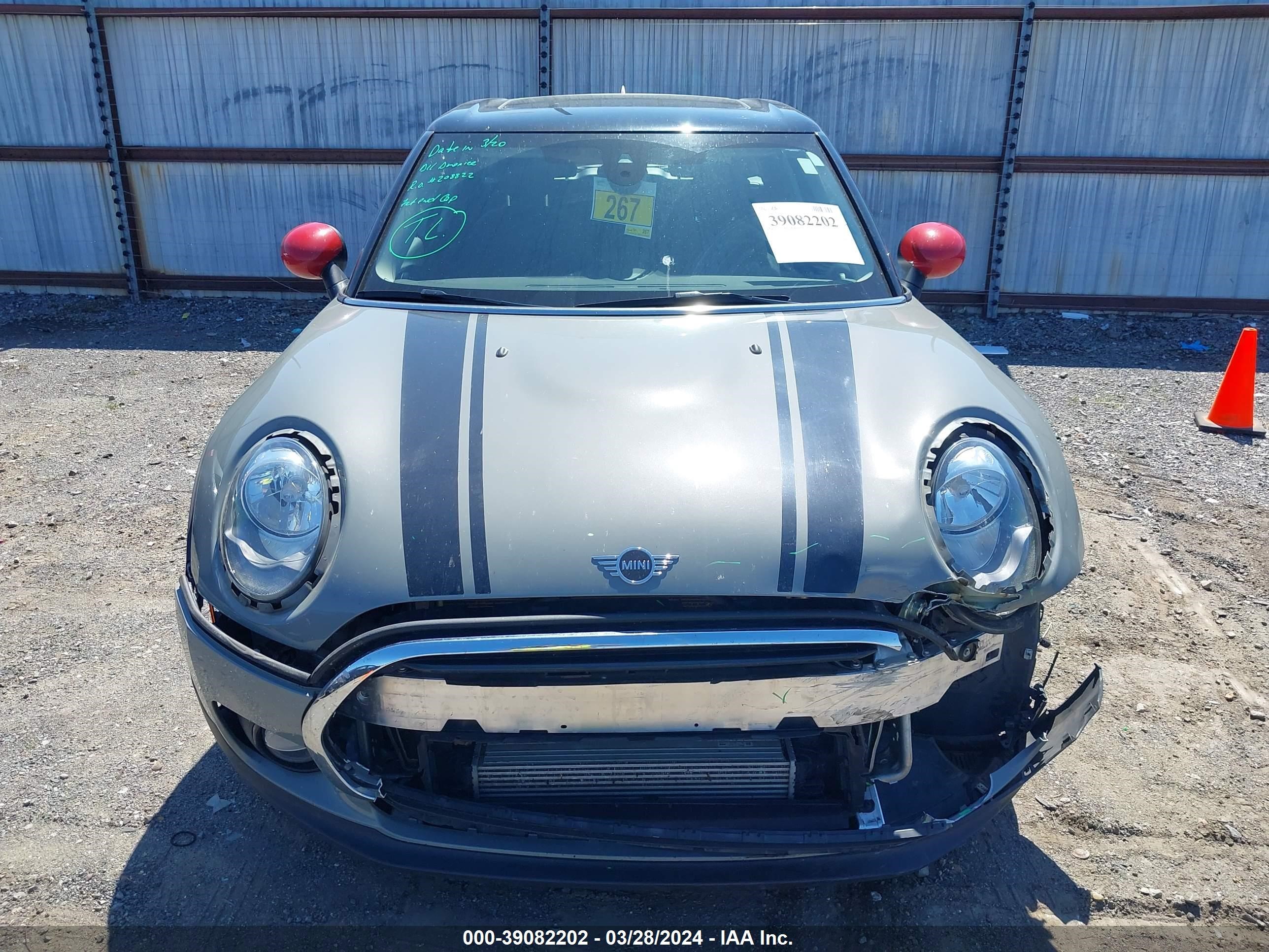 Photo 11 VIN: WMWLU1C55K2F29630 - MINI CLUBMAN 