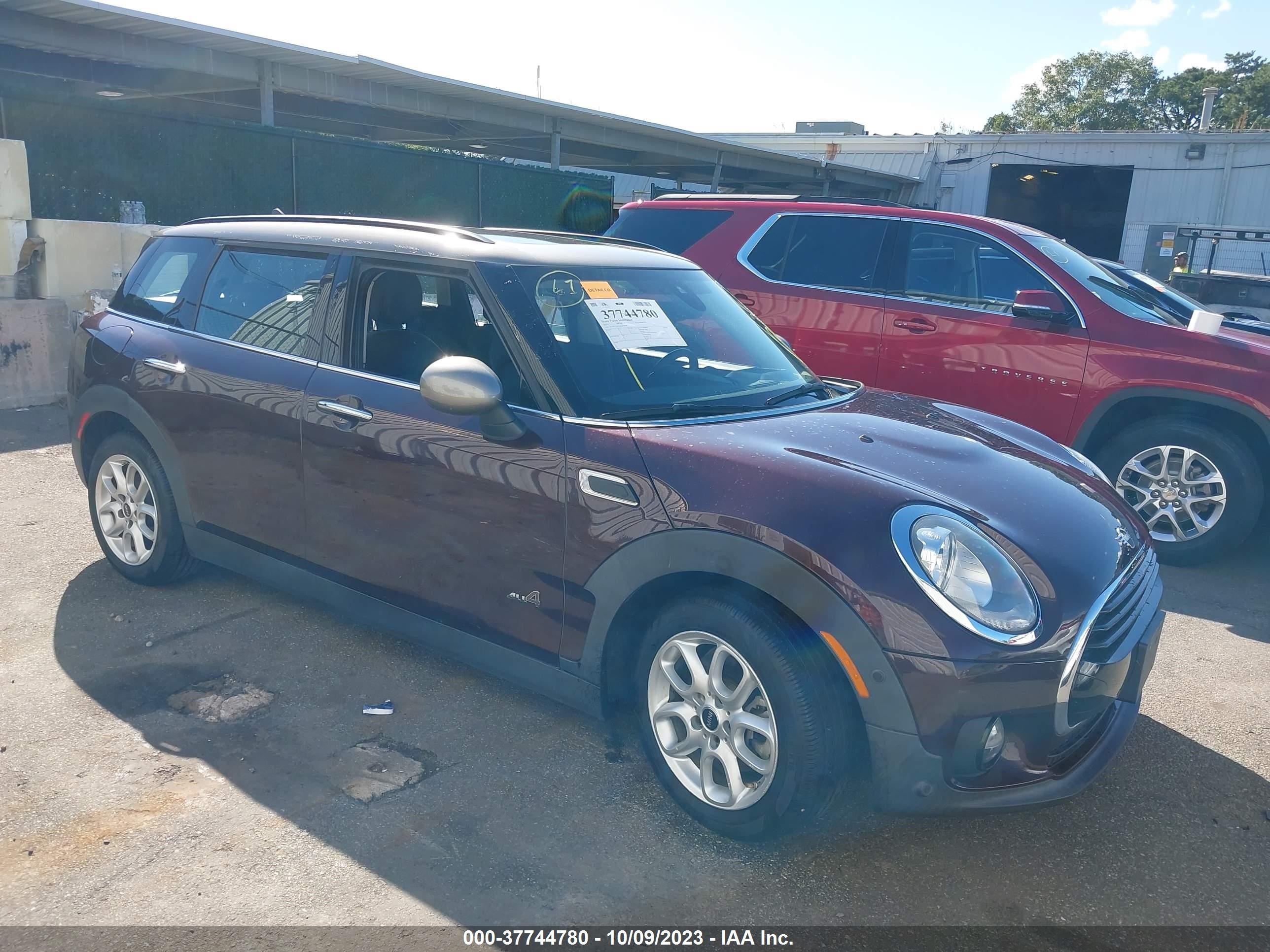 Photo 0 VIN: WMWLU1C57K2F29788 - MINI CLUBMAN 