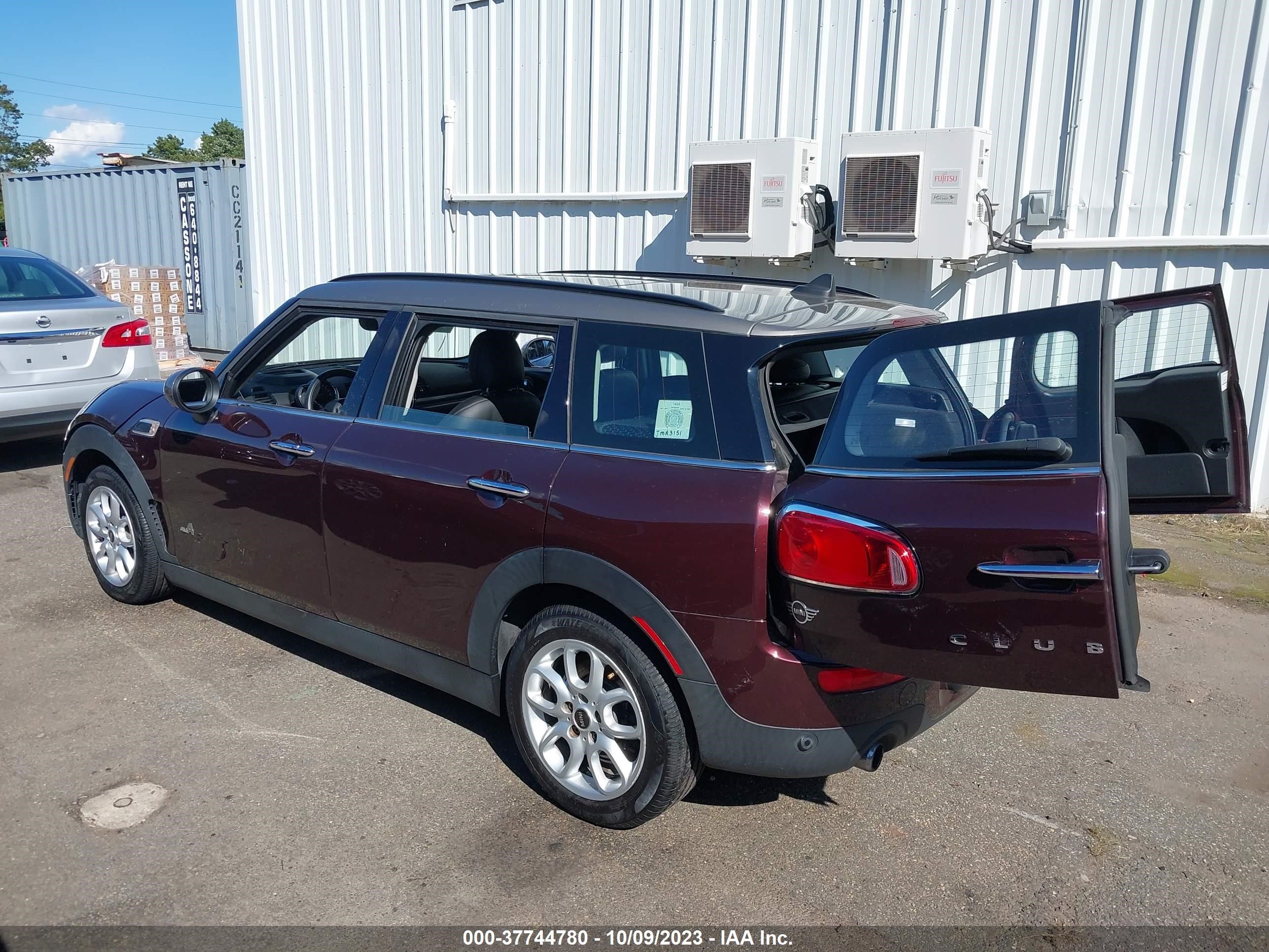 Photo 2 VIN: WMWLU1C57K2F29788 - MINI CLUBMAN 