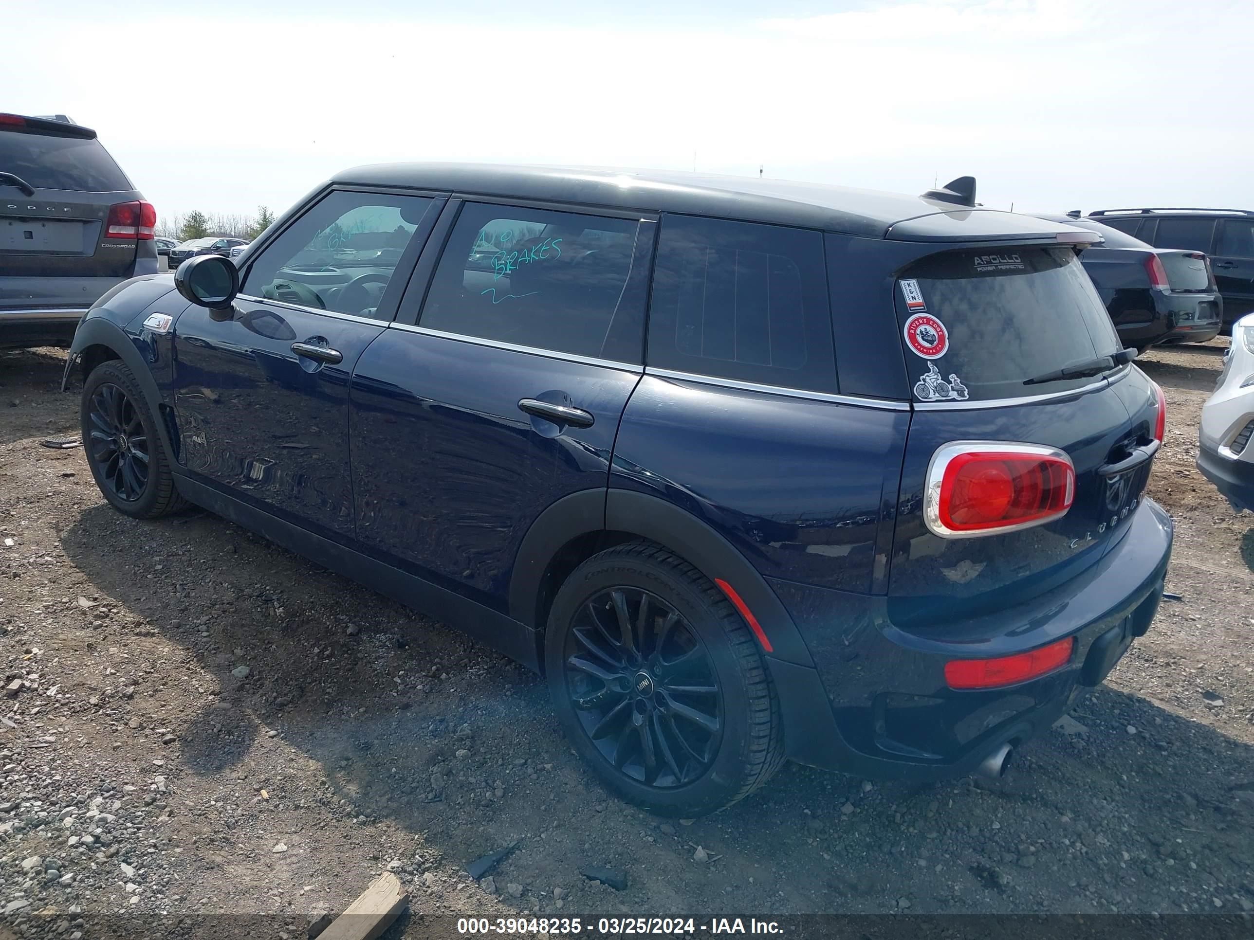 Photo 2 VIN: WMWLU5C3XH2E84084 - MINI CLUBMAN 