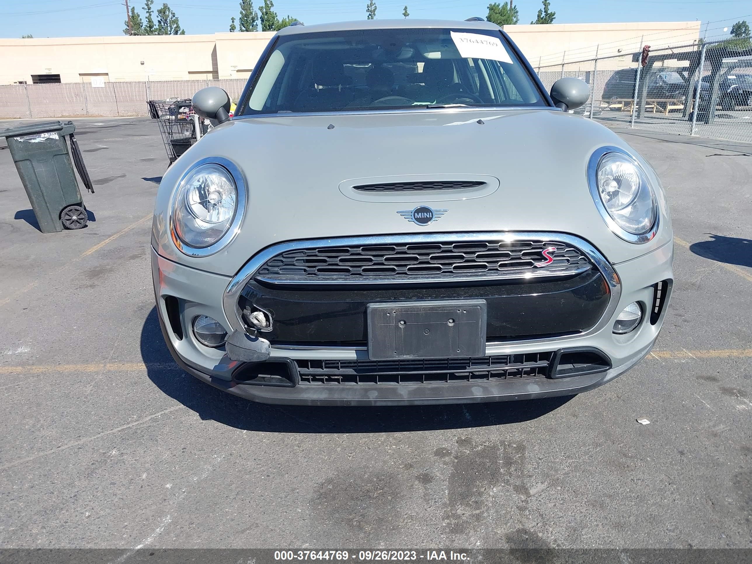 Photo 11 VIN: WMWLU5C57K2G04061 - MINI CLUBMAN 