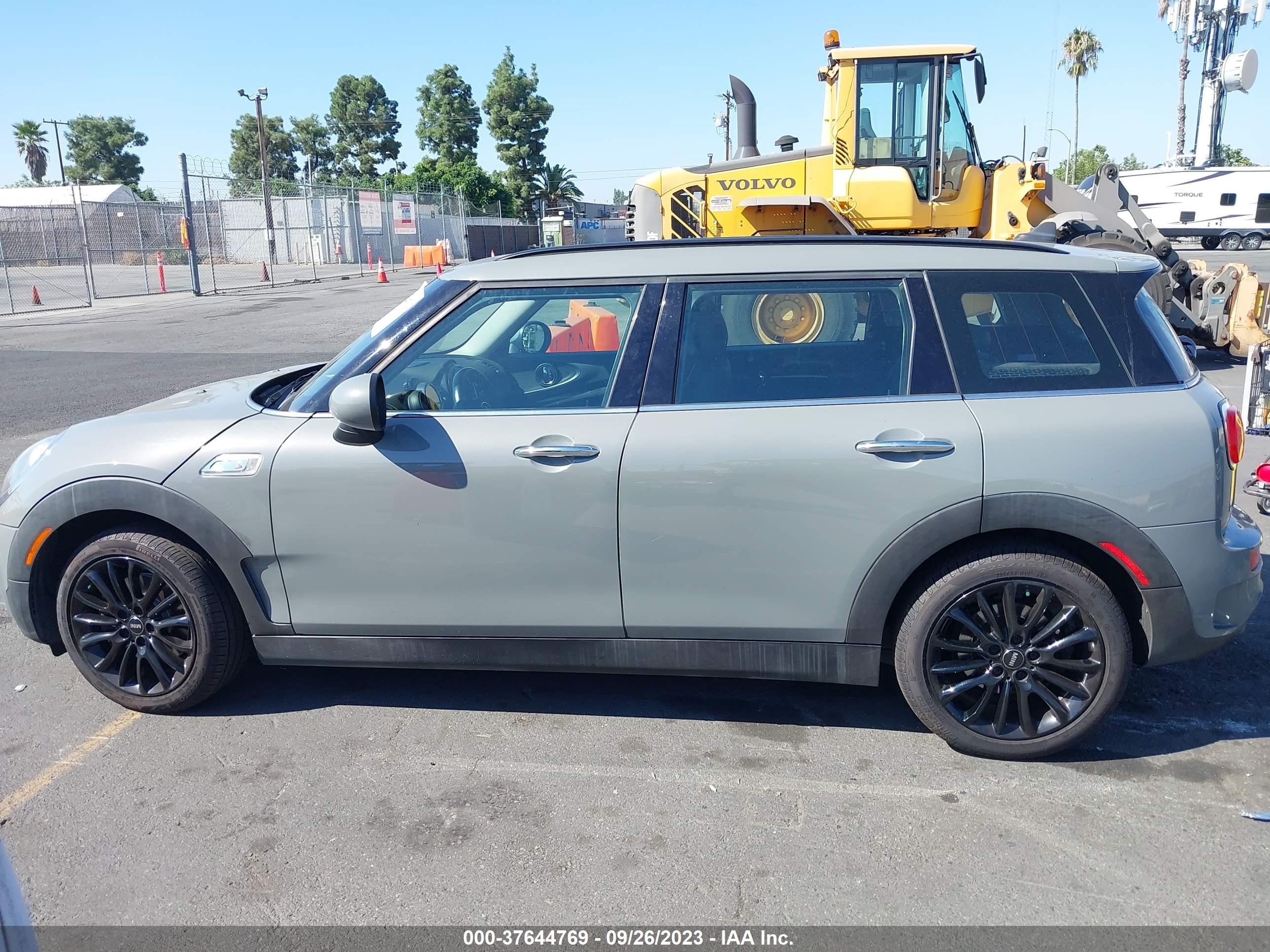 Photo 13 VIN: WMWLU5C57K2G04061 - MINI CLUBMAN 