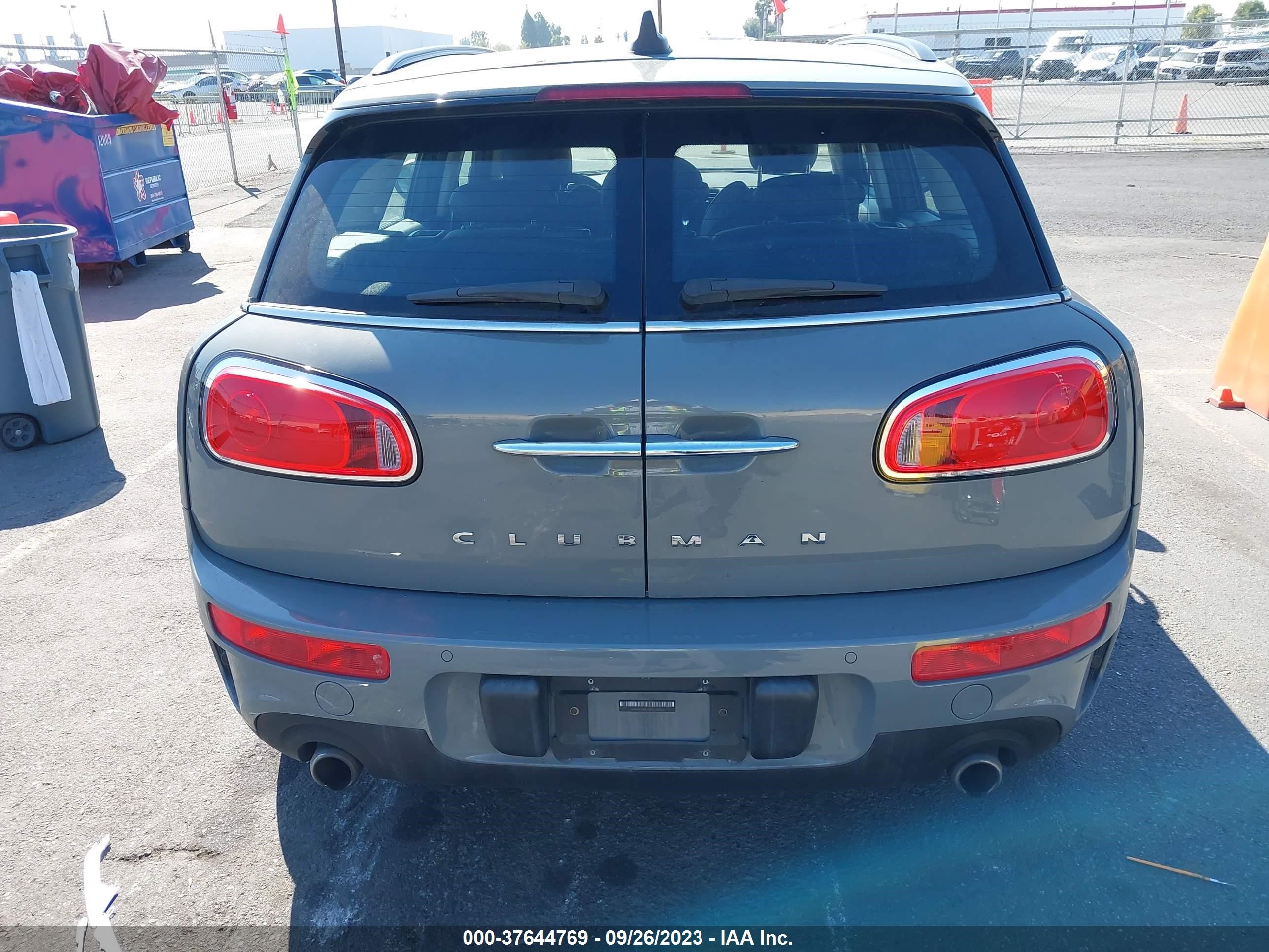 Photo 15 VIN: WMWLU5C57K2G04061 - MINI CLUBMAN 