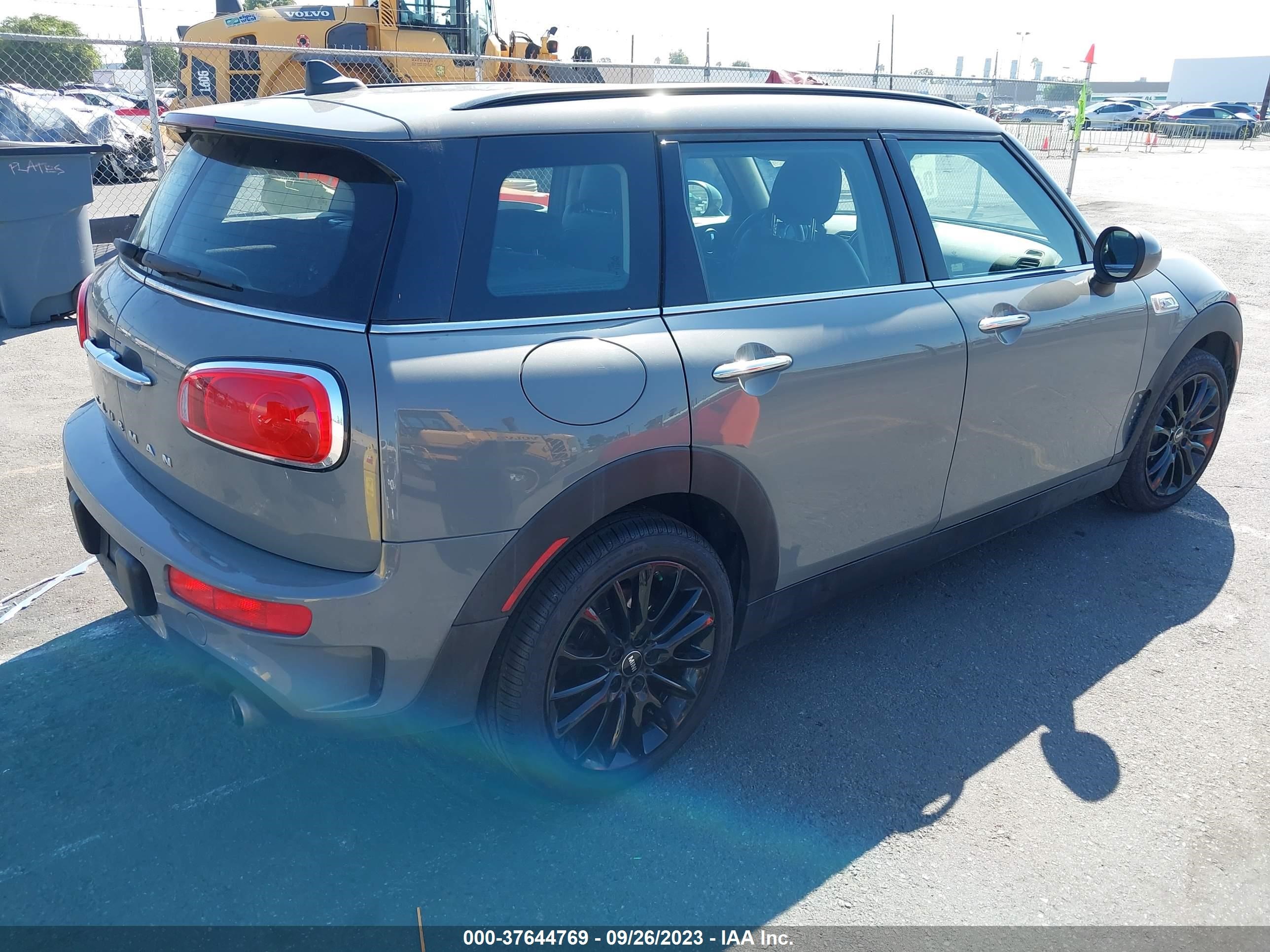 Photo 3 VIN: WMWLU5C57K2G04061 - MINI CLUBMAN 