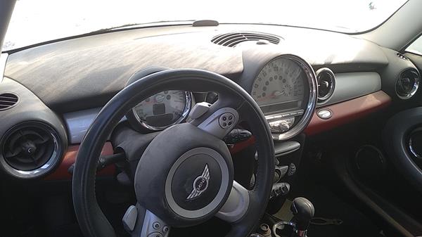 Photo 16 VIN: WMWMF31048TT72951 - MINI COOPER 