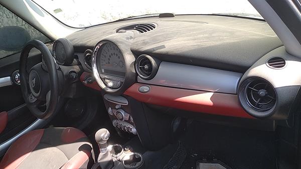 Photo 24 VIN: WMWMF31048TT72951 - MINI COOPER 