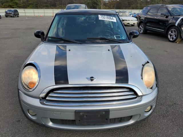 Photo 4 VIN: WMWMF33507TU63688 - MINI COOPER 