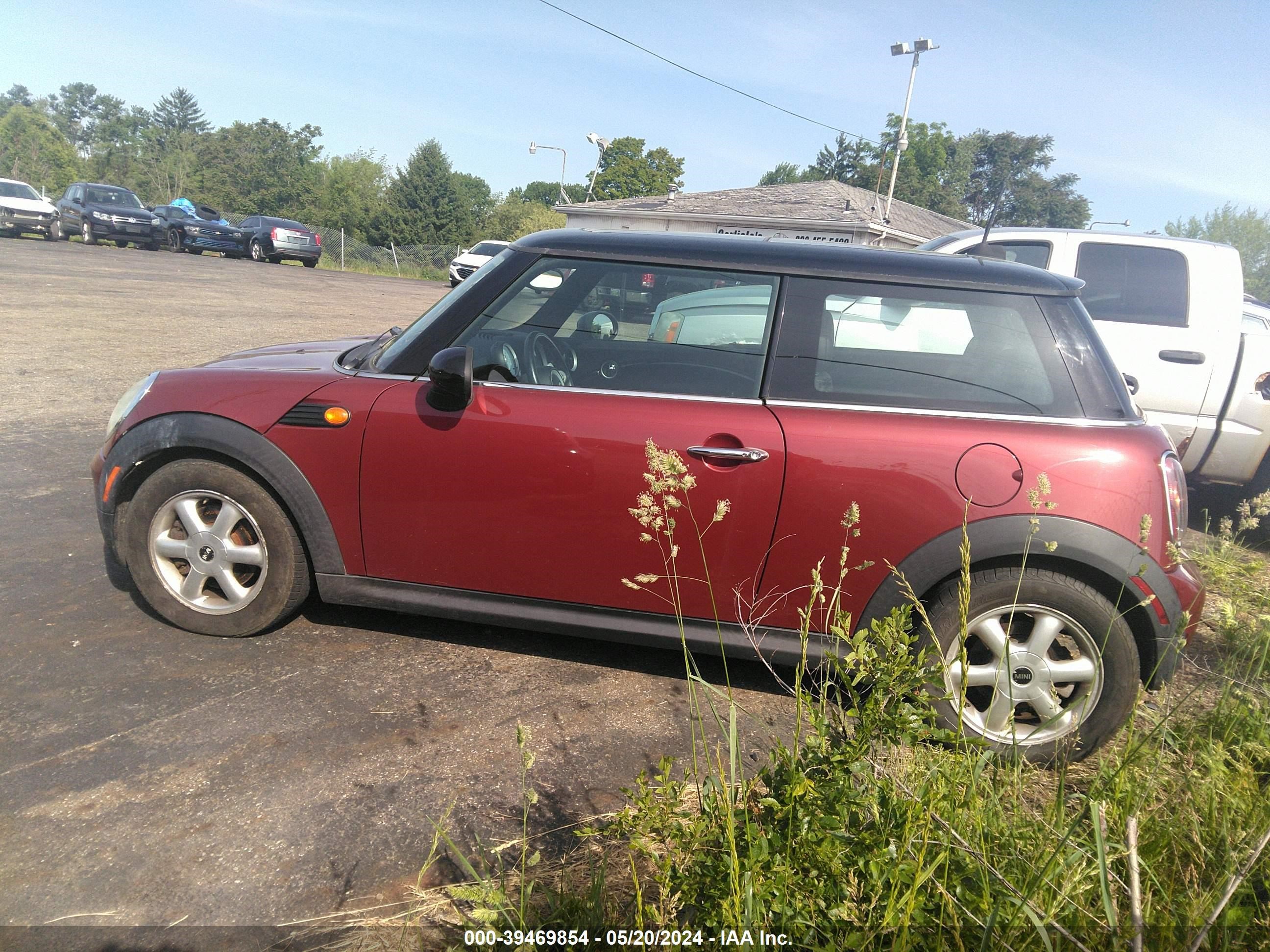 Photo 2 VIN: WMWMF33517TT53782 - MINI COOPER 