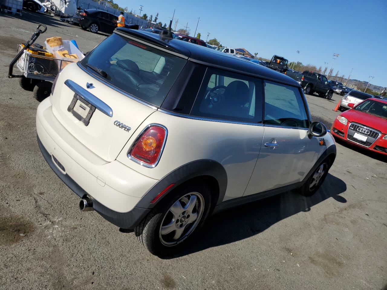 Photo 2 VIN: WMWMF33537TT55839 - MINI COOPER 