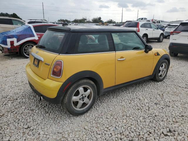 Photo 2 VIN: WMWMF33537TU62793 - MINI COOPER 