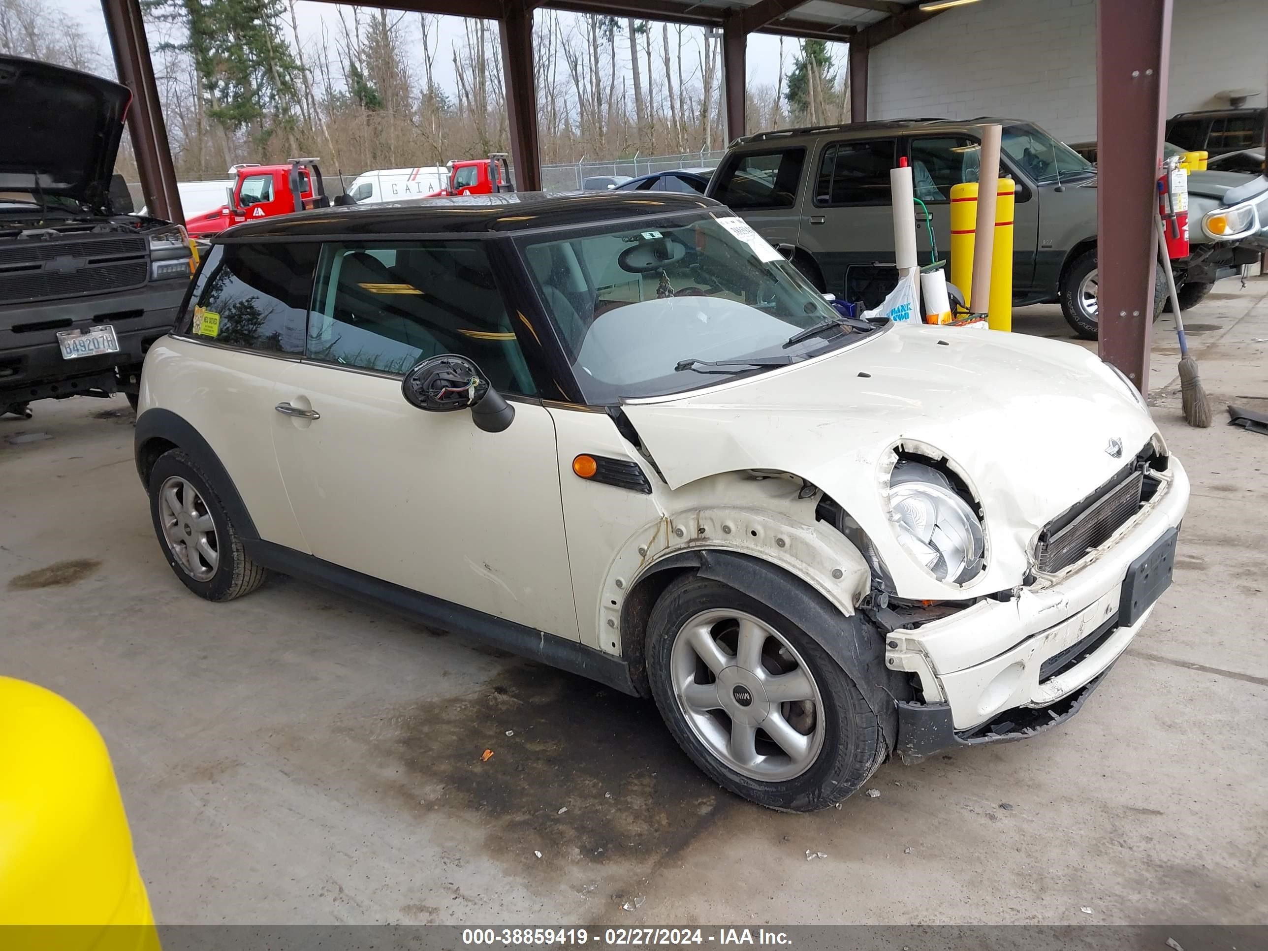 Photo 0 VIN: WMWMF33538TT66938 - MINI COOPER 