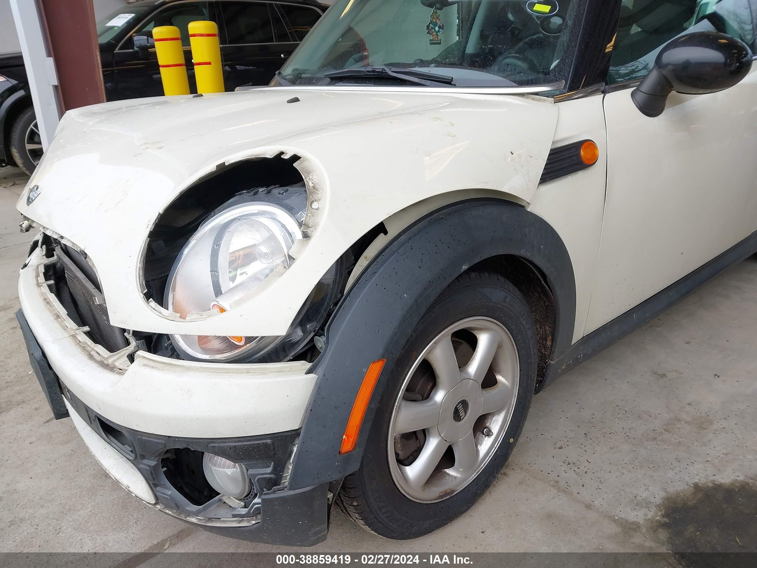 Photo 12 VIN: WMWMF33538TT66938 - MINI COOPER 