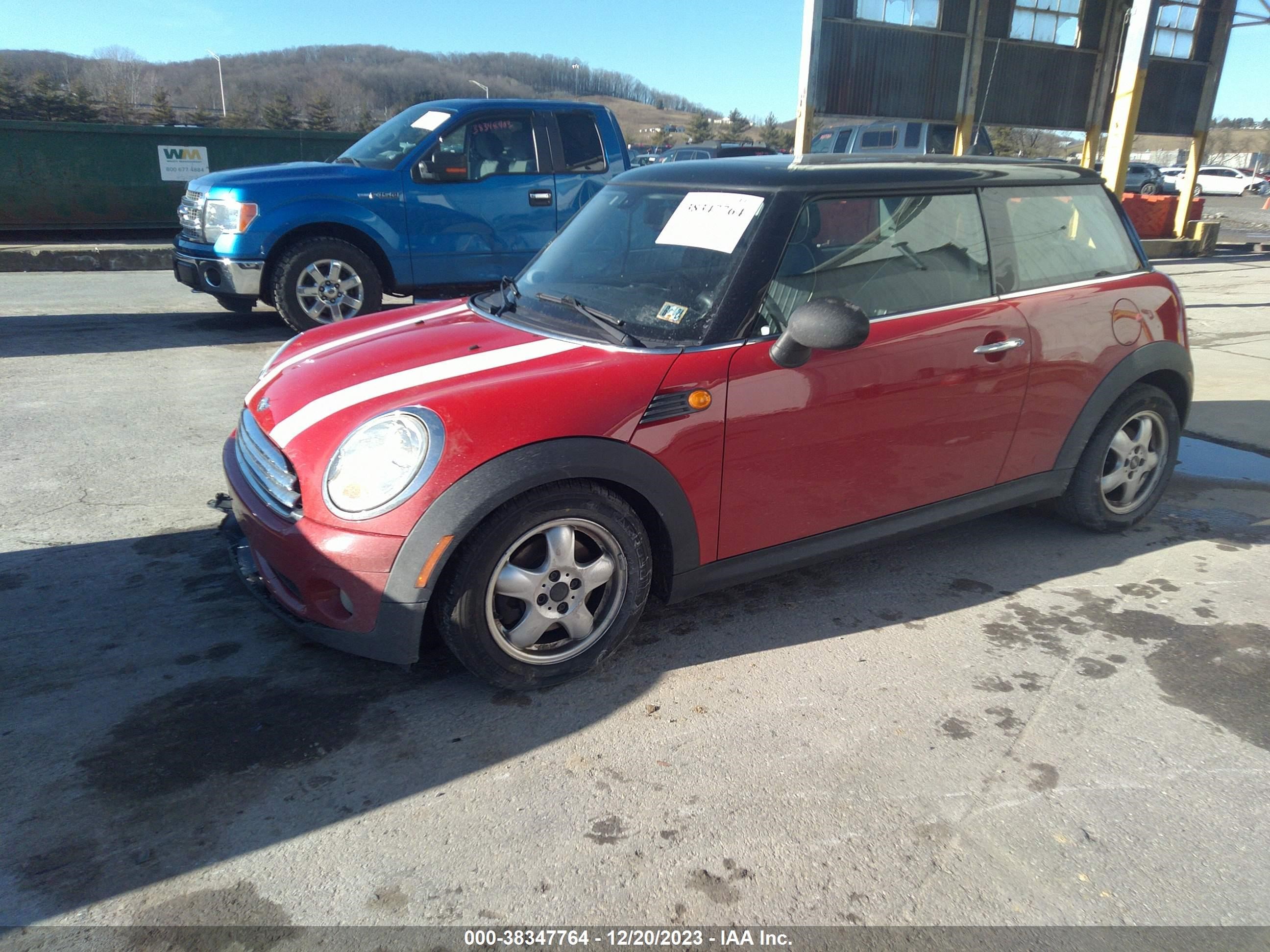 Photo 1 VIN: WMWMF33558TT63068 - MINI COOPER 