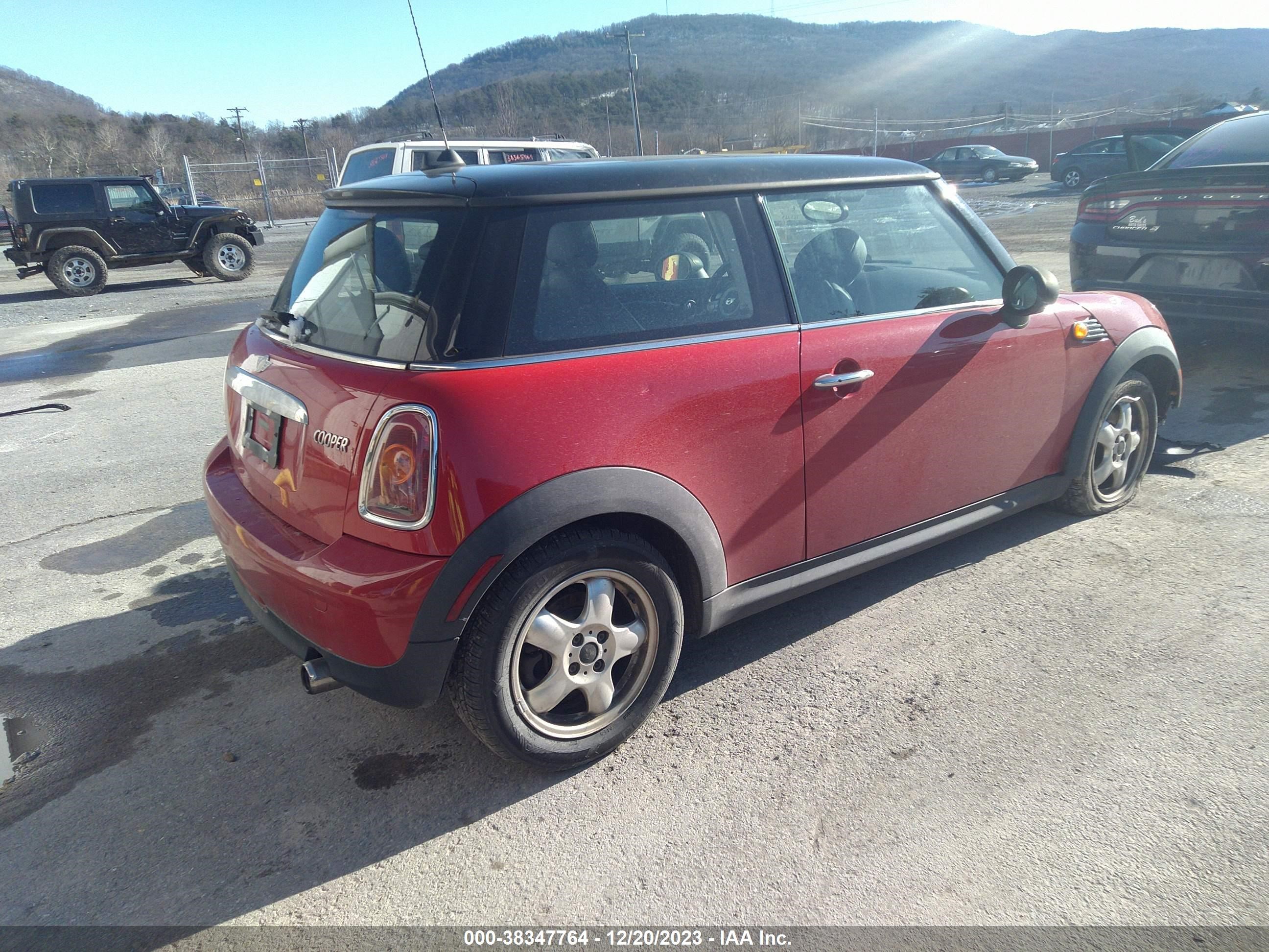 Photo 3 VIN: WMWMF33558TT63068 - MINI COOPER 