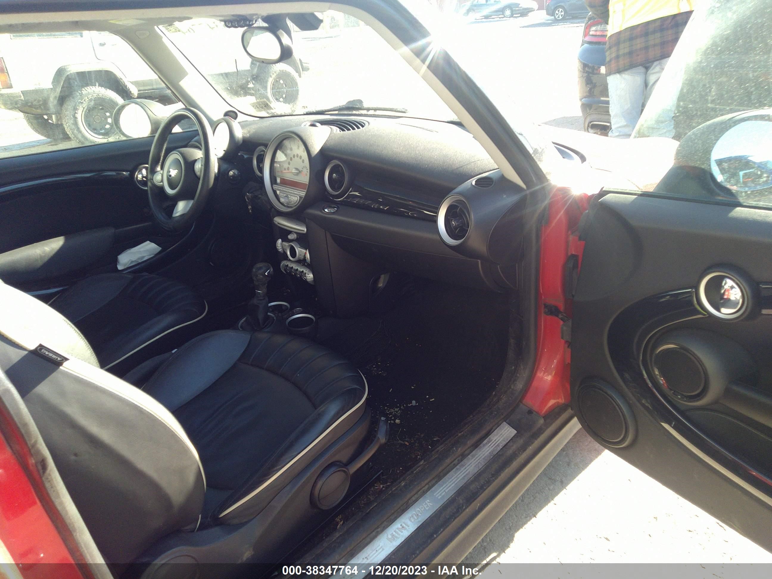 Photo 4 VIN: WMWMF33558TT63068 - MINI COOPER 