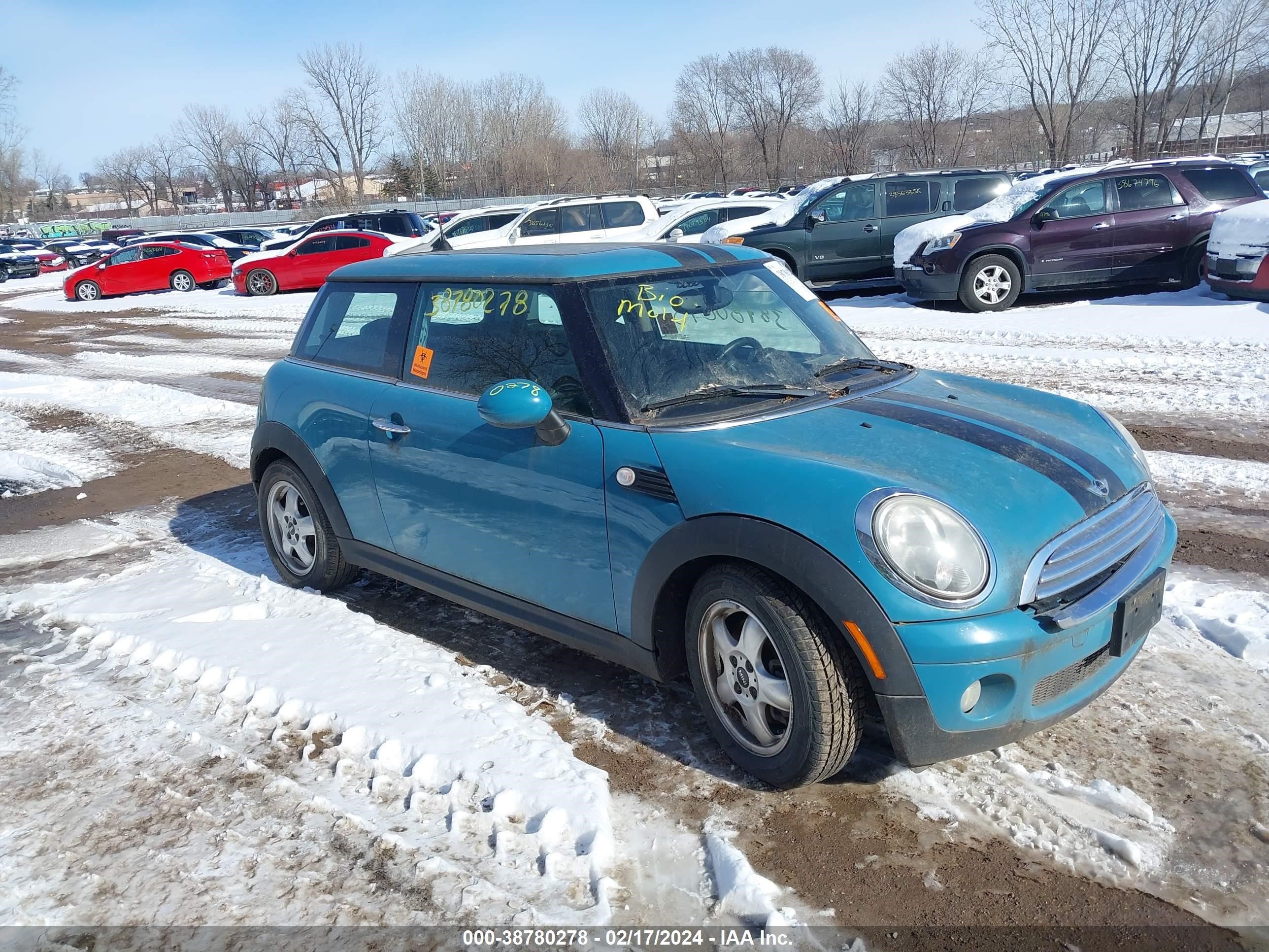 Photo 0 VIN: WMWMF33568TT62916 - MINI COOPER 