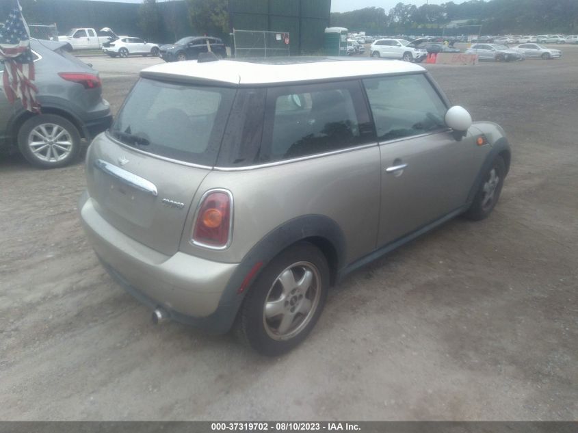 Photo 3 VIN: WMWMF33568TT63029 - MINI COOPER 