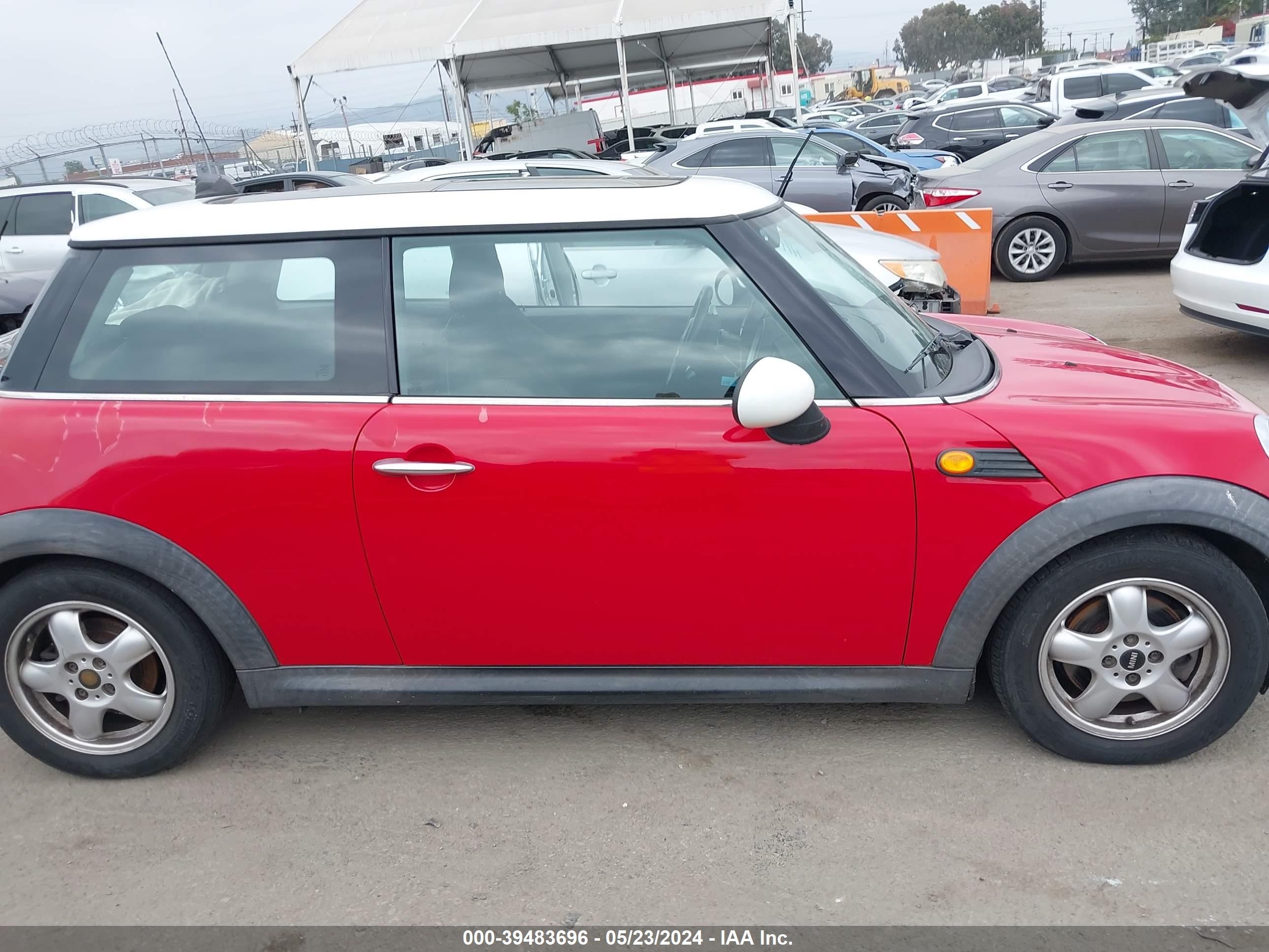 Photo 12 VIN: WMWMF33578TT60821 - MINI COOPER 