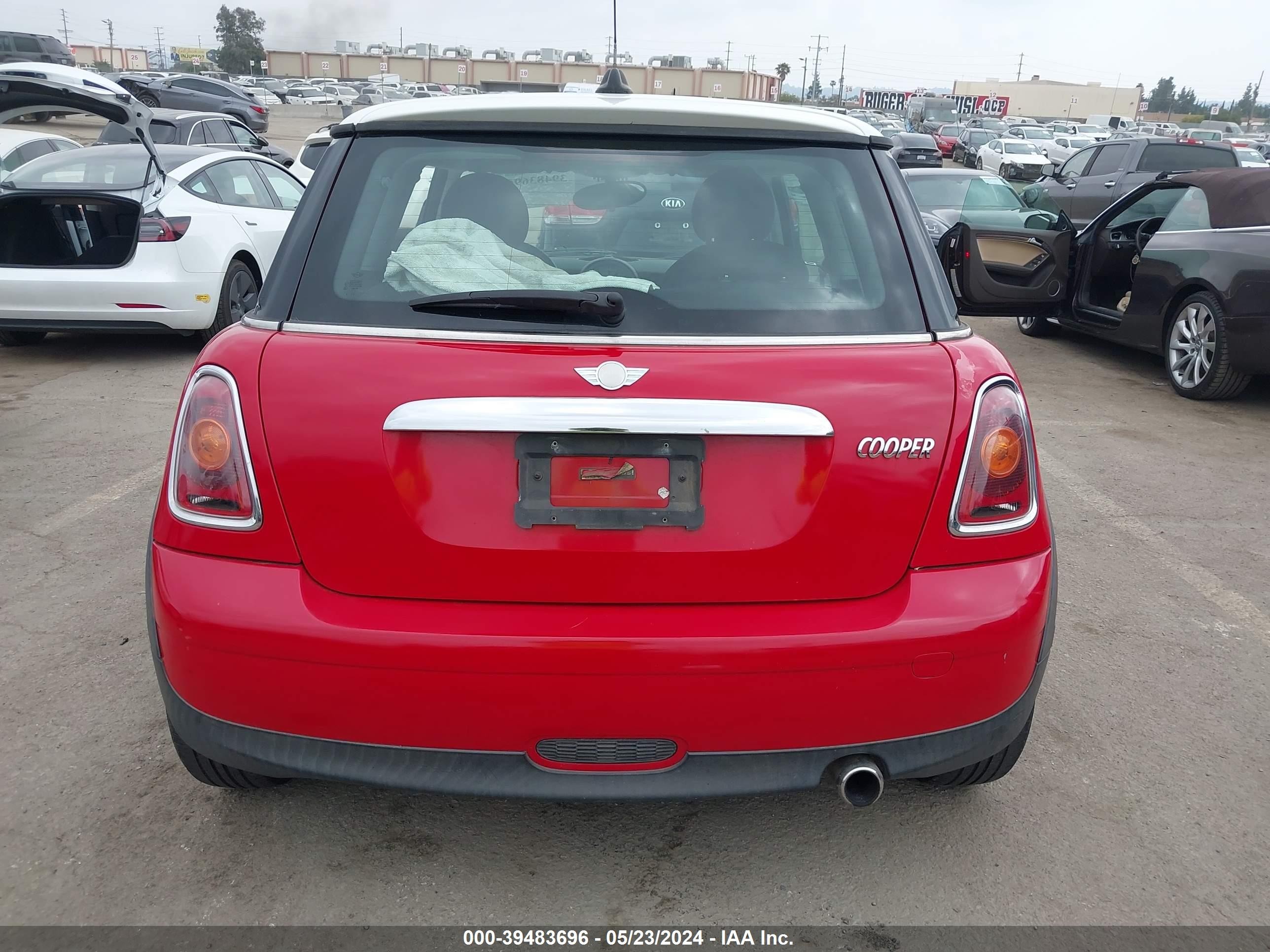 Photo 15 VIN: WMWMF33578TT60821 - MINI COOPER 