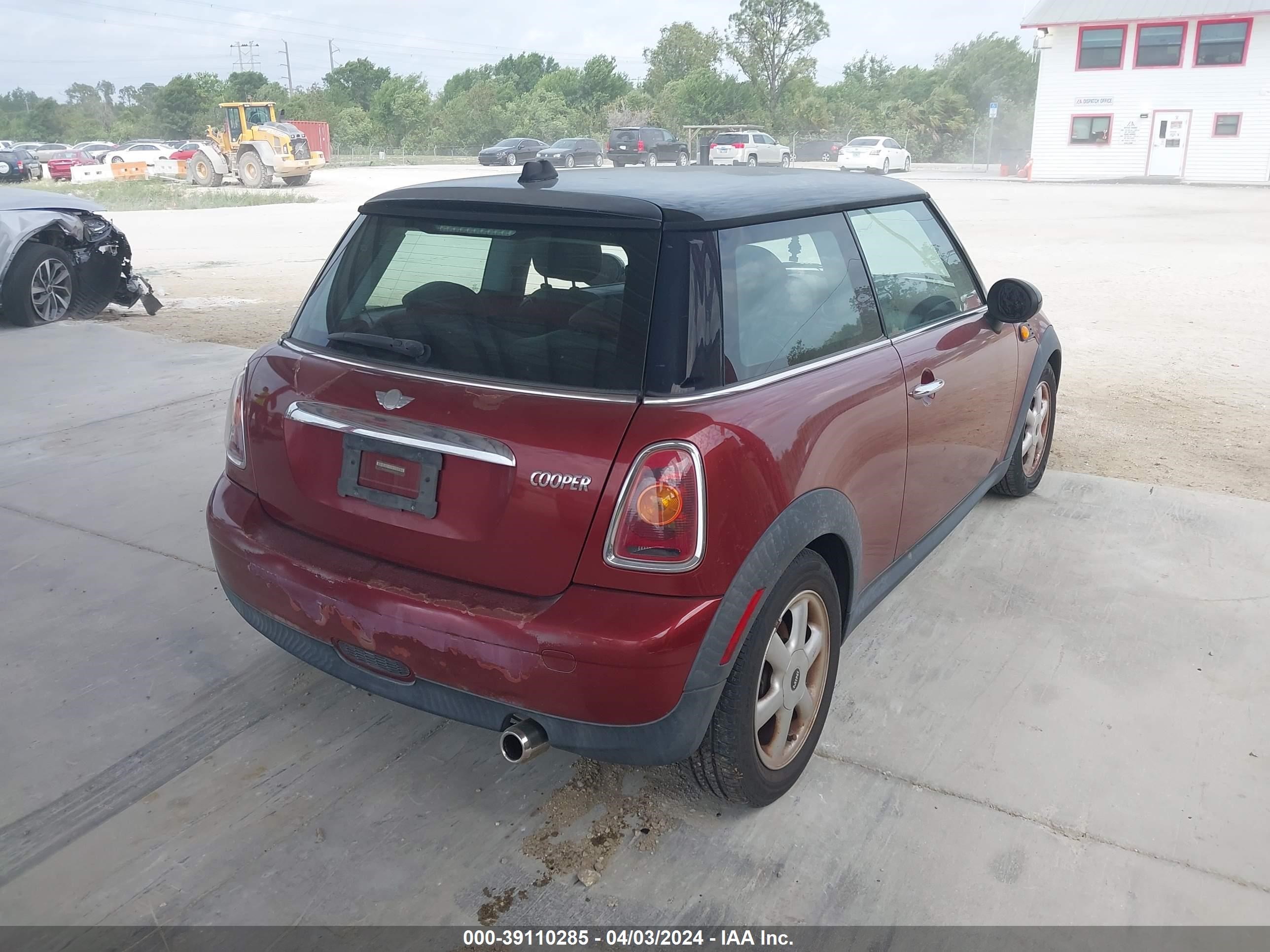 Photo 3 VIN: WMWMF33599TT68775 - MINI COOPER 