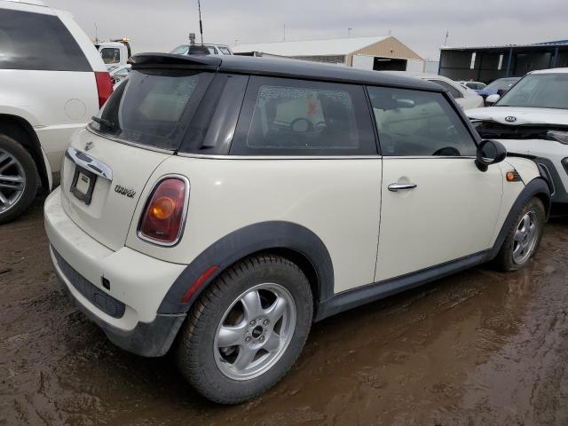 Photo 2 VIN: WMWMF335X7TL68605 - MINI COOPER 