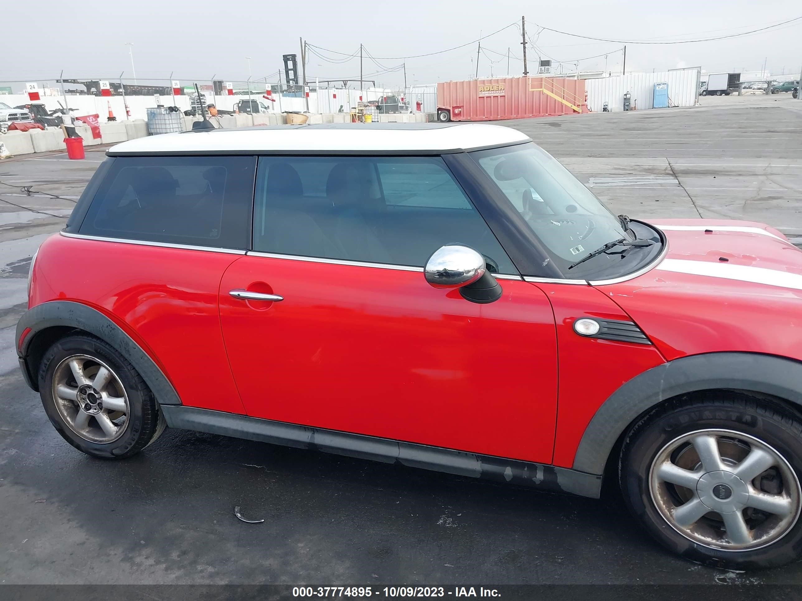 Photo 12 VIN: WMWMF335X8TT63955 - MINI HARD TOP 