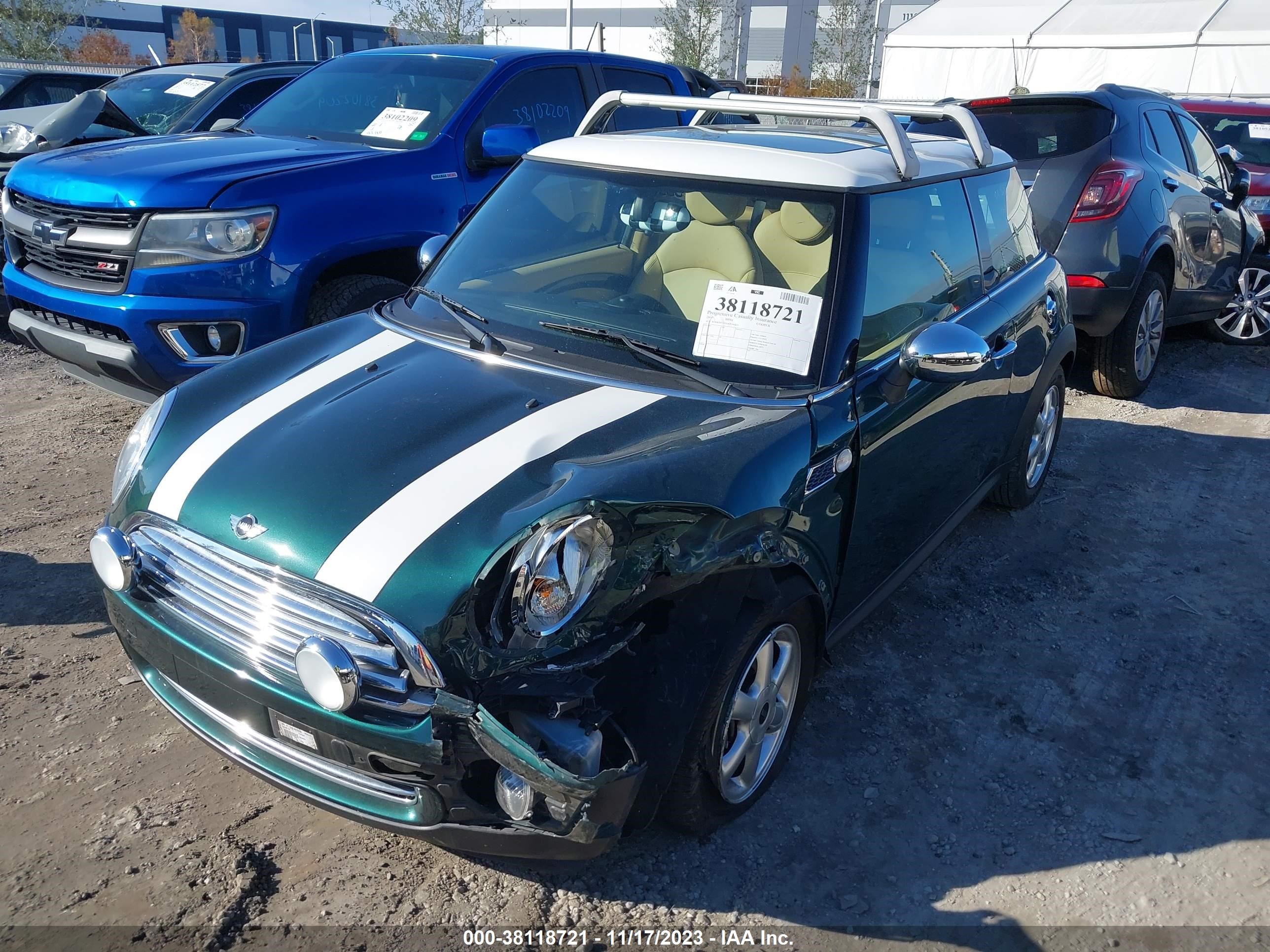 Photo 1 VIN: WMWMF335X8TU66826 - MINI COOPER 