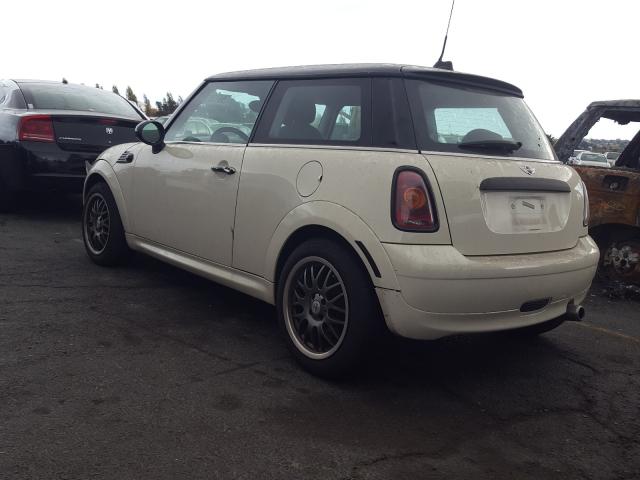 Photo 2 VIN: WMWMF3C50ATU76299 - MINI COOPER 