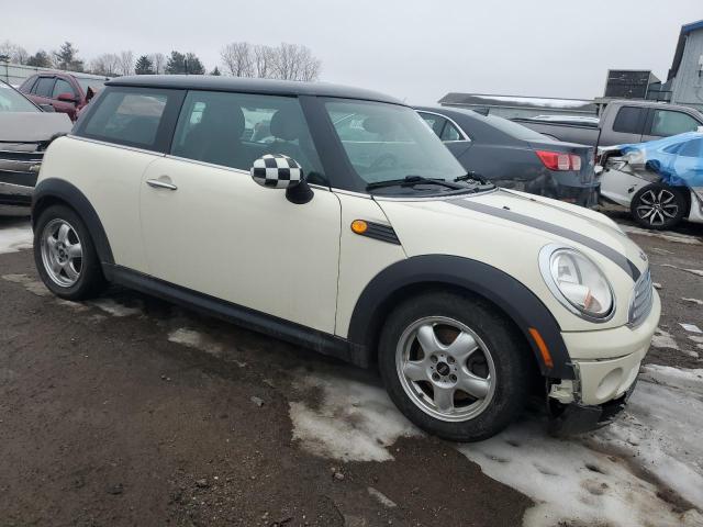 Photo 3 VIN: WMWMF3C50ATU77436 - MINI COOPER 