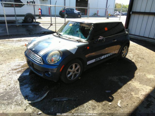 Photo 1 VIN: WMWMF3C50ATZ21480 - MINI COOPER HARDTOP 