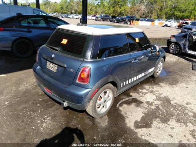 Photo 3 VIN: WMWMF3C50ATZ21480 - MINI COOPER HARDTOP 