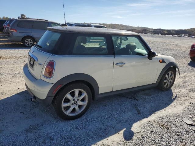 Photo 2 VIN: WMWMF3C50ATZ65706 - MINI COOPER 