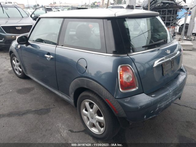 Photo 2 VIN: WMWMF3C51ATZ22346 - MINI COOPER 