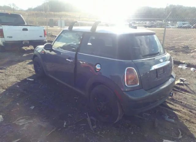 Photo 2 VIN: WMWMF3C51ATZ24243 - MINI COOPER HARDTOP 