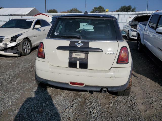 Photo 5 VIN: WMWMF3C51ATZ27630 - MINI COOPER 