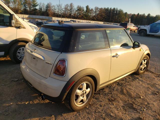 Photo 3 VIN: WMWMF3C51ATZ63978 - MINI COOPER 